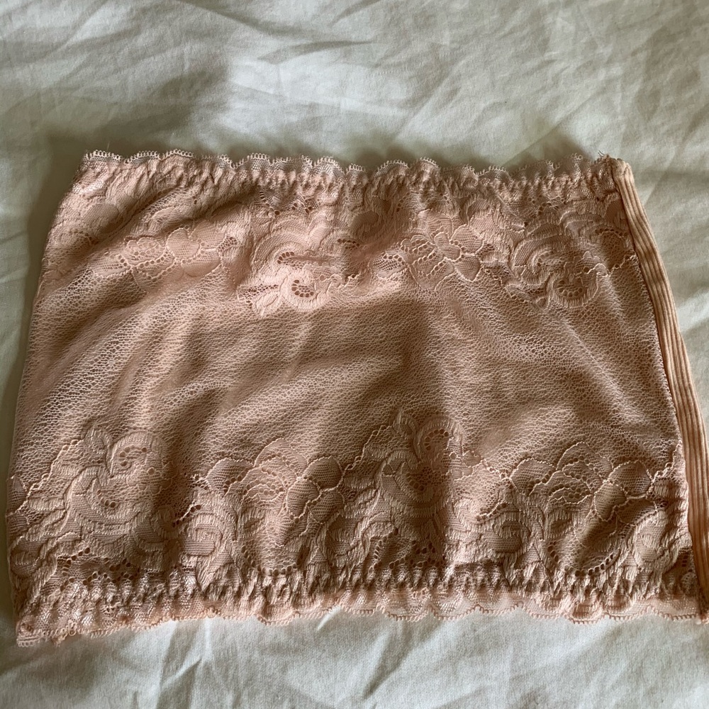 Nude bandeau with lace overlay NWOT
